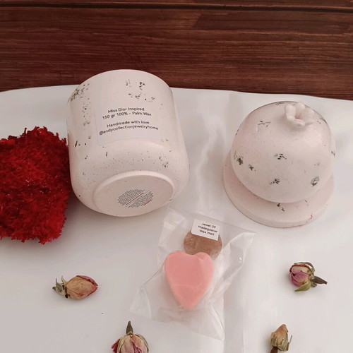 Miss Dior Inspired Candle Set 150ml in Pink Porcelain with Pomegranate and Tray