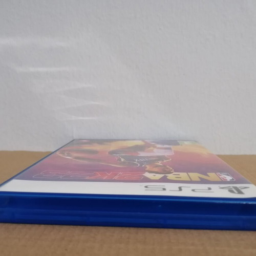 NBA 2K23 PS5 promo-display case used, no game