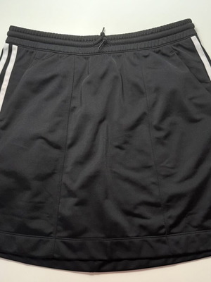 Adidas skirt new with elastic waistband, black, size L
