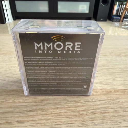 MMore Colour diskettes new, pack of 10 sealed