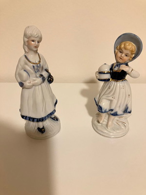 Porcelain figurines used, set of 2 pieces