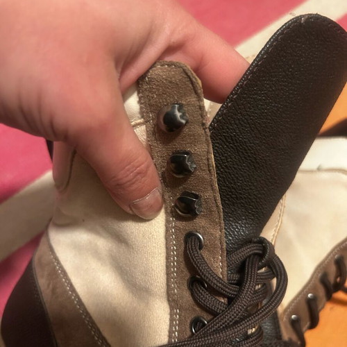 Deezee boots like new, beige and brown