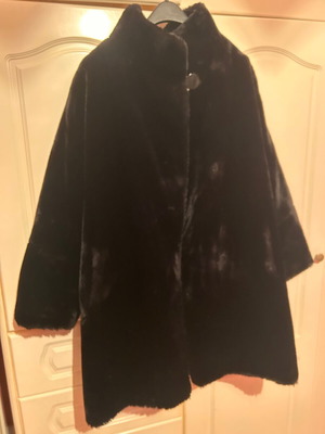 Black fur coat like new Marie Laurence made in Paris, fits up to 2XL