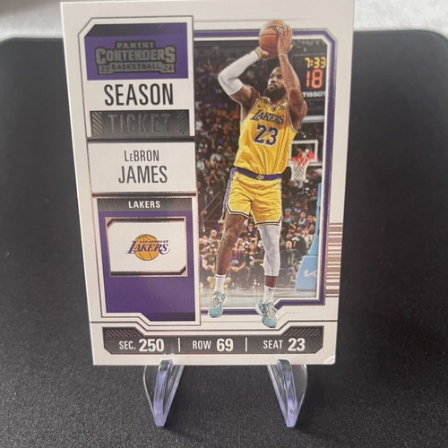 LeBron James Lot of 9 Cards Near Mint, LA Lakers