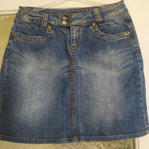 Denim skirt and vest set like new, size M, blue