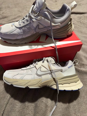 Nike v2k run gtx σαν καινούργιο, αδιάβροχο αθλητικό παπούτσι γκρι