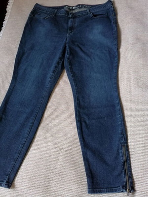Eddie Bauer women's jeans used, XXL, stretchy, blue
