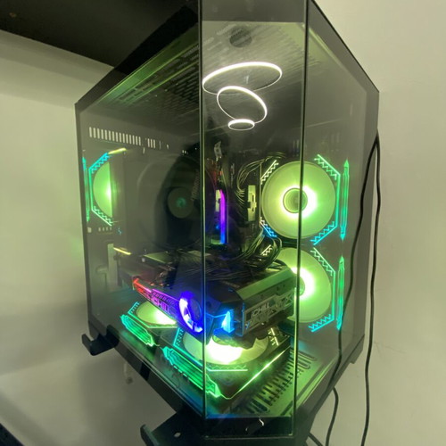 Gaming PC DDR5 Ryzen 5 7600X with 3070 Ti and 16GB RAM new