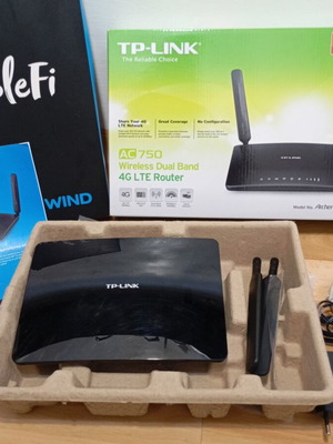 Router WiFi TP-Link με θύρα SIM μεταχειρισμένο, σαν καινούργιο