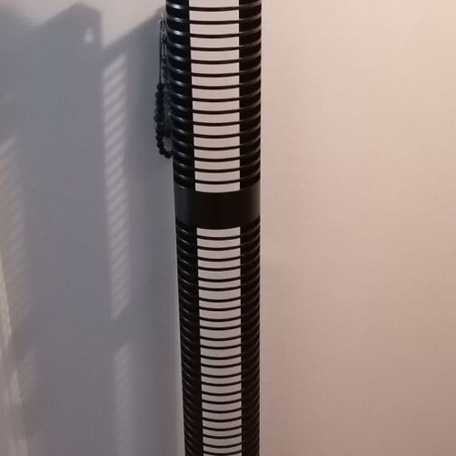 Metal CD holder like new with saxophone player design