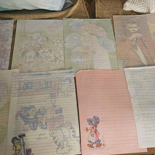 Vintage scented letters collection in folder like new, 30 letters, 20 envelopes