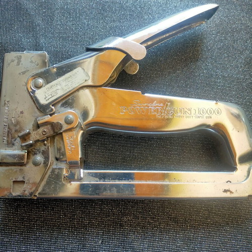 Power Gun 1000 staple gun used, made in USA