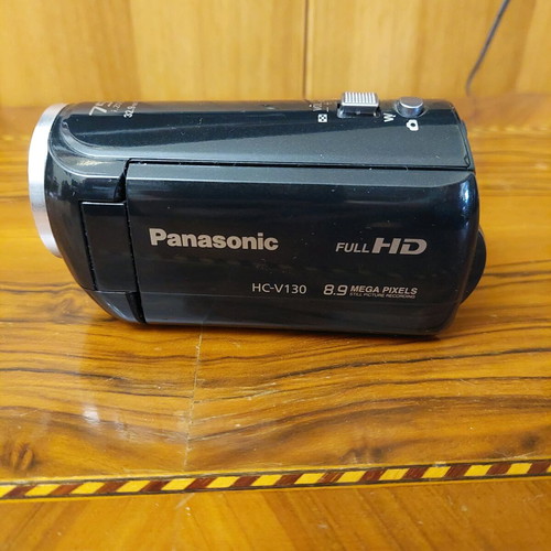 Panasonic HC-V130 Full HD Camera like new