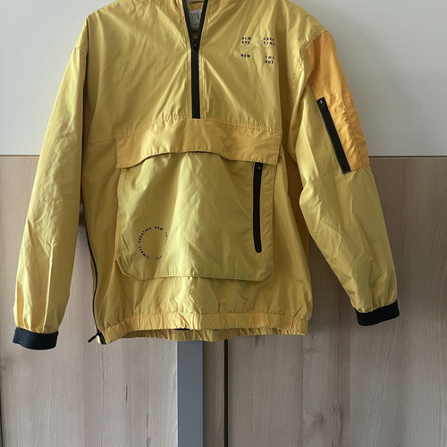 Zara jacket for boys, lightweight windproof, like new, size 11-12 years
