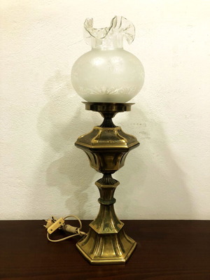 Vintage brass table lamp used