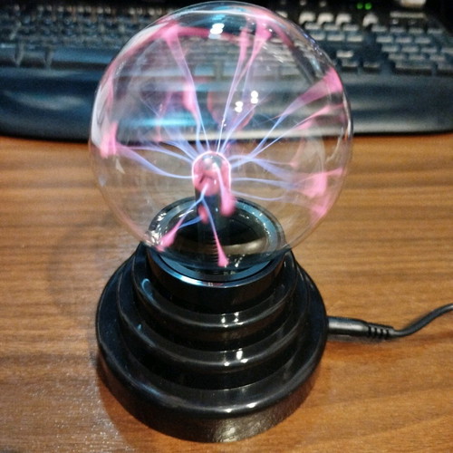 Plasma magic ball new, with USB power supply and switch