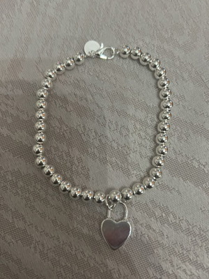 Steel bracelet like new, silver color