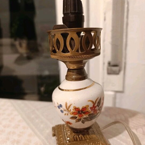 Antique table lamp used with metal elements