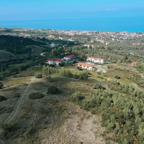 Αγροτεμάχιο 17.197 τ.μ. στη Χανιώτη Χαλκιδικής με θέα και ιδιωτικό δρόμο