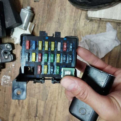 Fuse box Mazda Demio FB301418L used