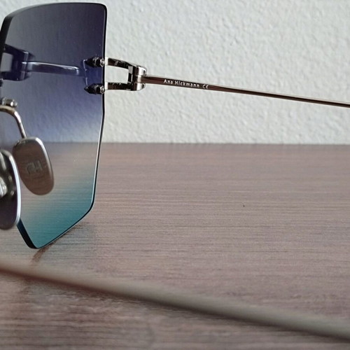 Ana Hickmann Rimless Butterfly sunglasses AH 3289 like new, black and turquoise