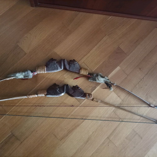 Decorative bows like new, set of 2 functional