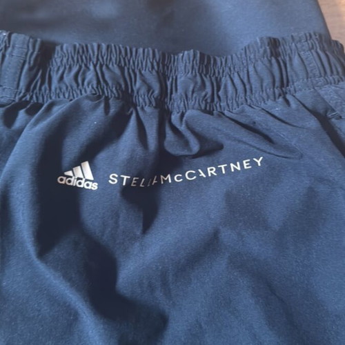 Stella McCartney L black gym shorts like new, authentic