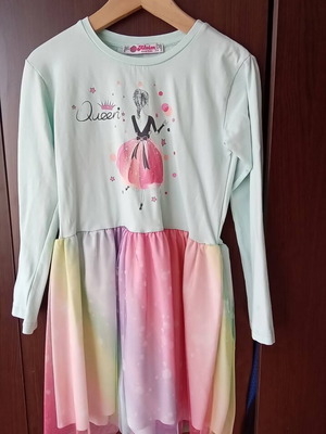 Girls' dresses set size 128 like new