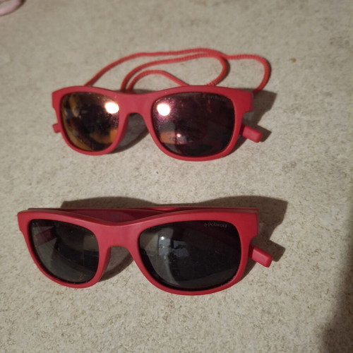 Polaroid red children's sunglasses like new, ages 3 to 6