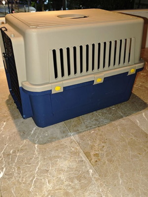 Dog Carrier box new, dimensions 41x66x47 cm