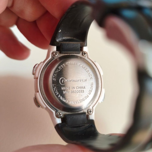 Digital Notice Montre Mingrui Kids Quartz Watch 30m Water Resistant like new