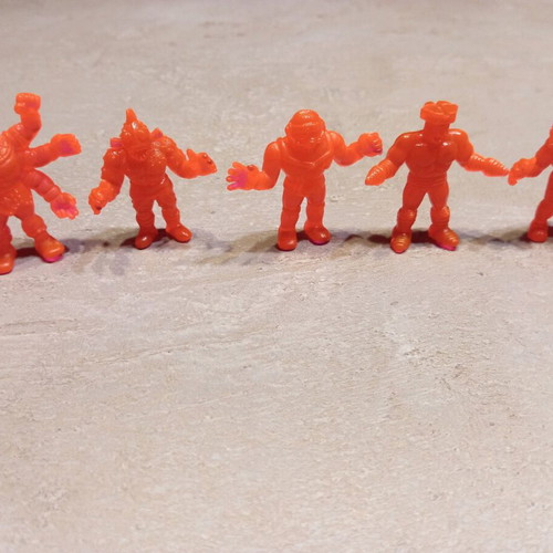 Teratomachoi like new, set of 5 figures