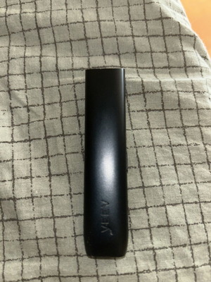 VEEV electronic cigarette pod like new