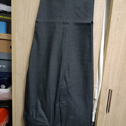 H&M gray men's suit used, size M jacket and trousers