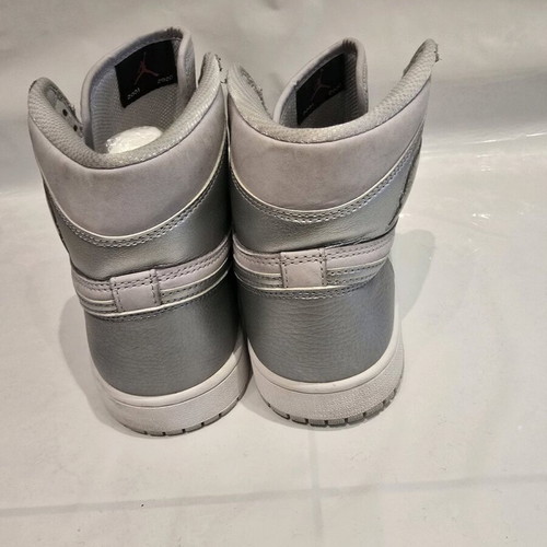 Air Jordan 1 Retro High CO.JP "Neutral Grey" Tokyo edition like new