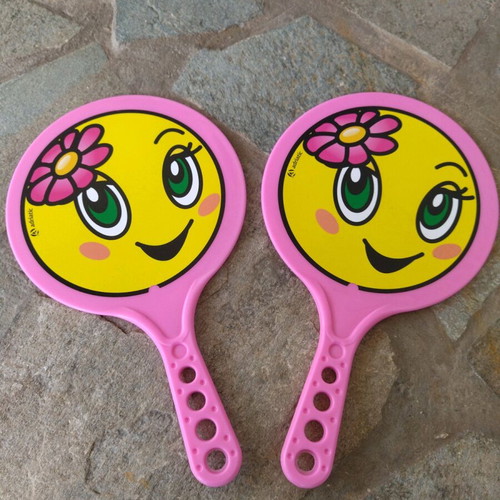 Beach rackets for kids pack of 5 with ball like new