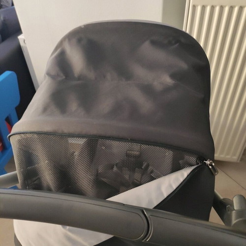 Inglesina stroller like new with footmuff and waterproof cover