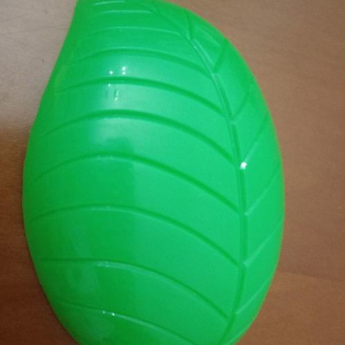 Jumping Frogs Kids Game with Green Leaf like new