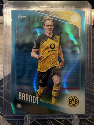 2026 Topps UCC Soccer Julian Brandt Blue Flowfractor card new