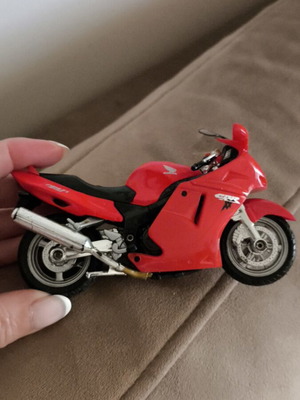 Honda CBR1100 collectible motorcycle like new