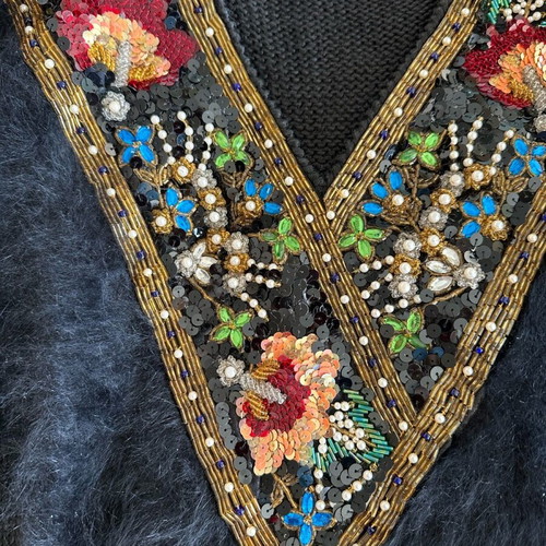 Pullover with Ankora embroidery and silk knit like new, One Size
