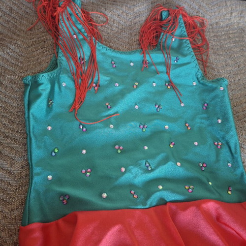 Rhythmic gymnastics leotards like new, sizes 7 and 8 years