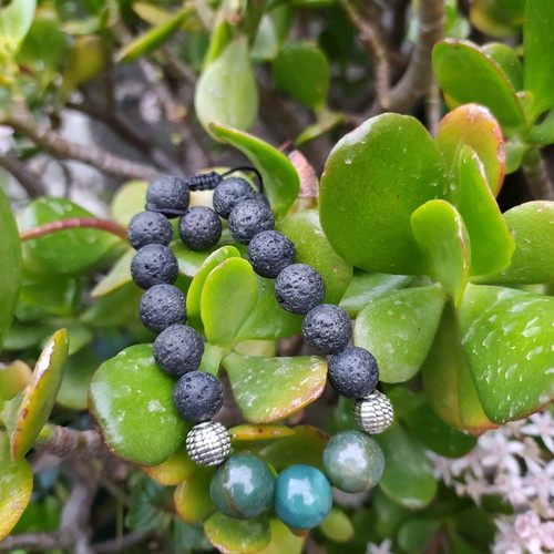 Bracelet with lava and agate semi-precious stones