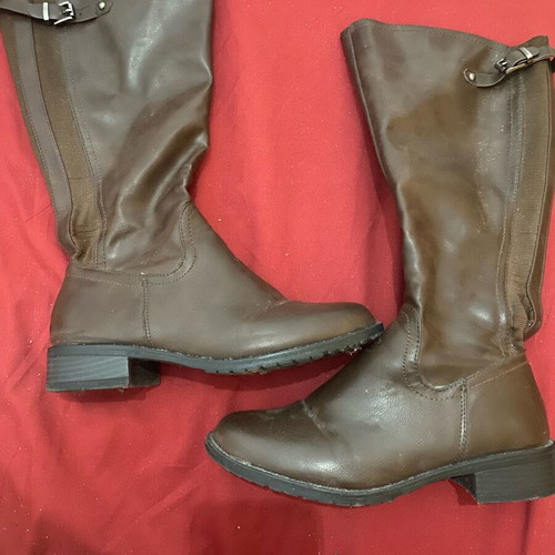 Brown leather boots below the knee used, size 38