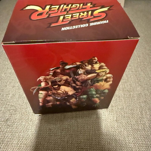 Street Fighter DeAgostini collectible figure new, scale 1:18