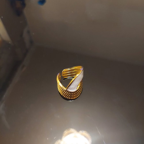 Ring used, white and gold tone