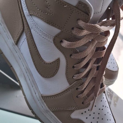 Jordan Nike Elevated women's sneakers like new, white beige, size 38.5