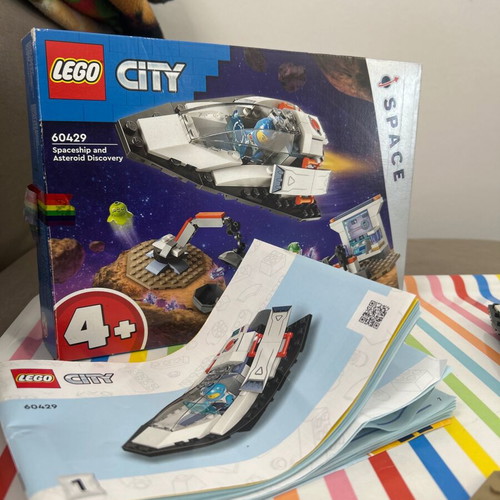 Lego City spaceship like new, authentic
