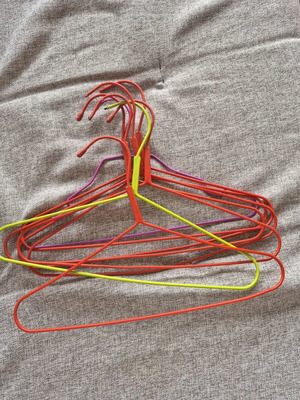 Children's hangers like new, set of 10 pieces