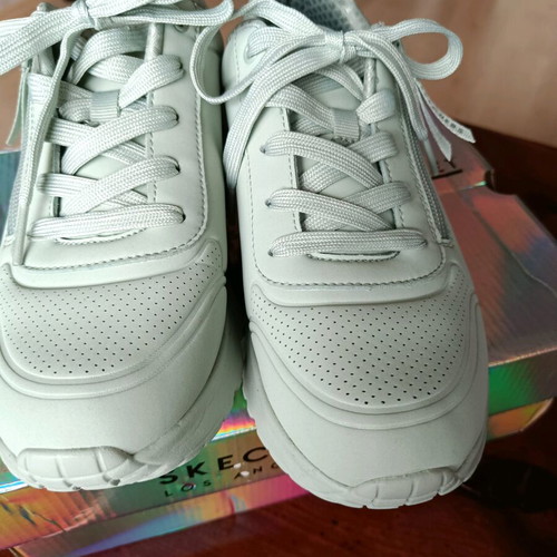 Skechers sports shoes like new, size 39, green